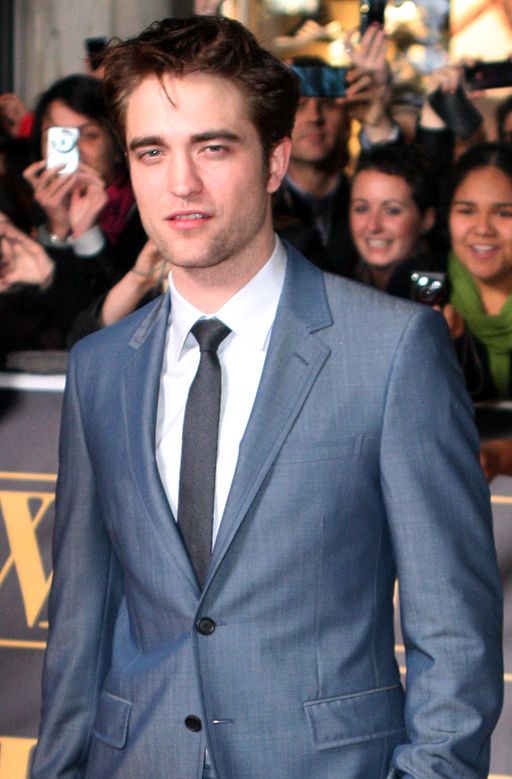 Robert_Pattinson_May_2011